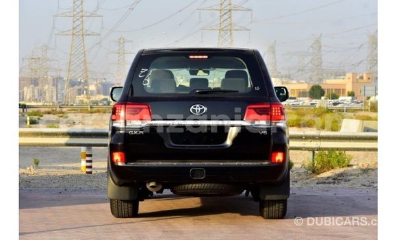 Nunua Imported Toyota Land Cruiser Nyeusi Gari ndani ya Import - Dubai nchini Arusha Nunua Imported Toyota Land Cruiser Nyeusi Gari ndani ya Import - Dubai nchini Arusha
