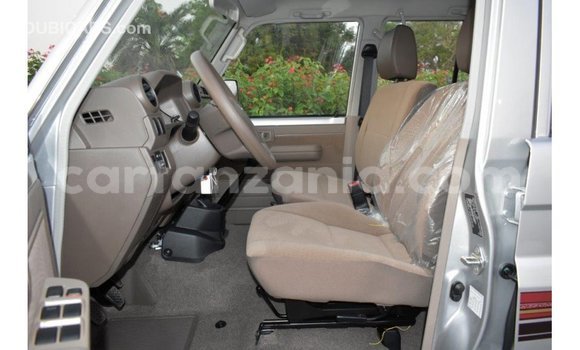 Buy Import Toyota Land Cruiser Other Car in Import - Dubai in Arusha Buy Import Toyota Land Cruiser Other Car in Import - Dubai in Arusha