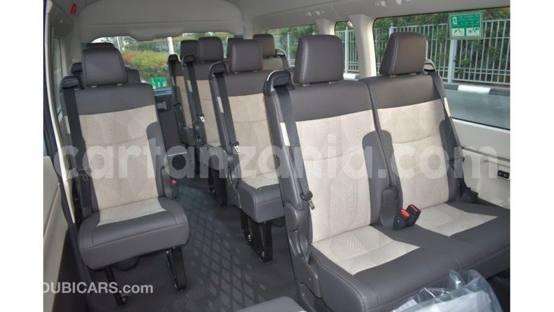 Big with watermark toyota hiace arusha import dubai 7857