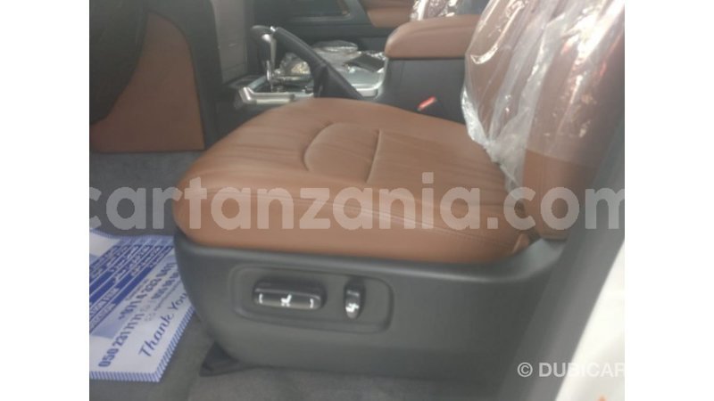 Big with watermark toyota land cruiser arusha import dubai 7858