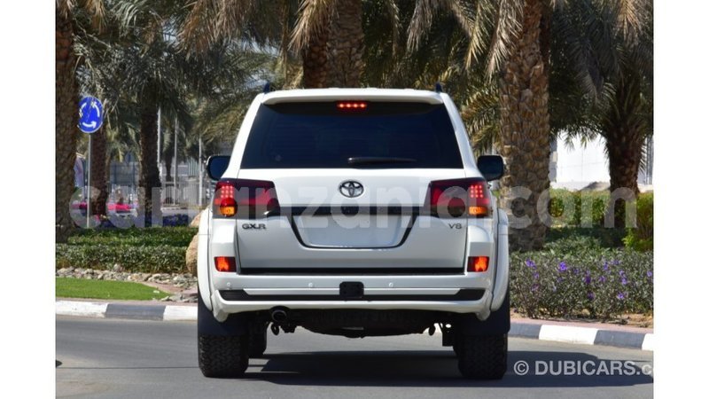 Big with watermark toyota land cruiser arusha import dubai 7858