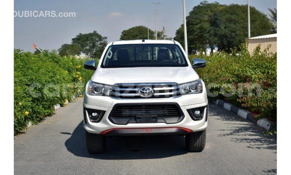 Buy Import Toyota Hilux White Car in Import - Dubai in Arusha Buy Import Toyota Hilux White Car in Import - Dubai in Arusha