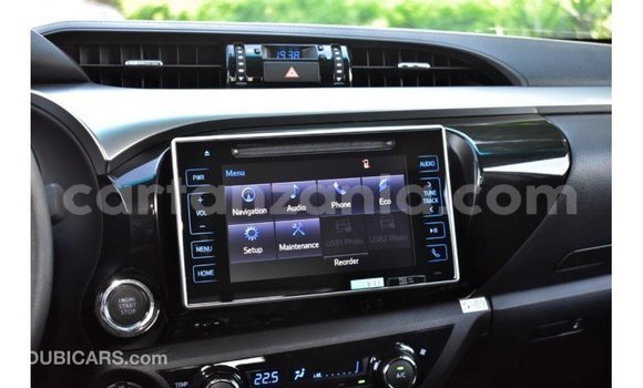 Buy Import Toyota Hilux White Car in Import - Dubai in Arusha Buy Import Toyota Hilux White Car in Import - Dubai in Arusha