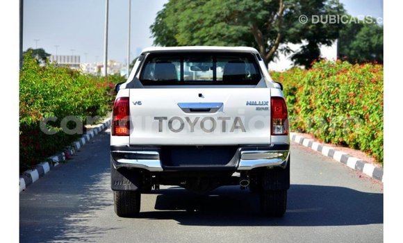 Buy Import Toyota Hilux White Car in Import - Dubai in Arusha Buy Import Toyota Hilux White Car in Import - Dubai in Arusha