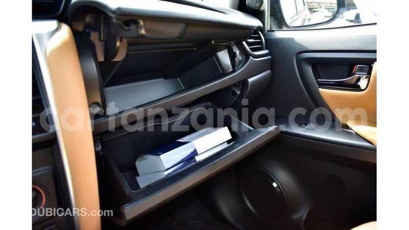 Big with watermark toyota fortuner arusha import dubai 7862