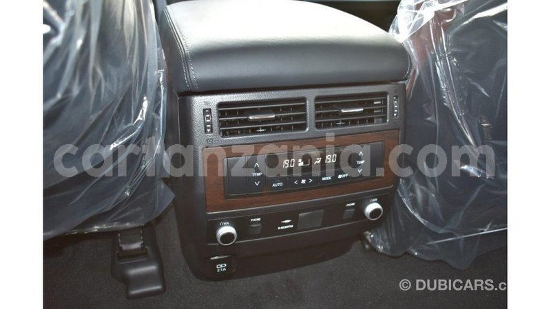 Big with watermark toyota land cruiser arusha import dubai 7863