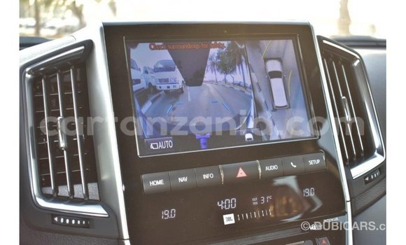 Buy Import Toyota Land Cruiser Black Car in Import - Dubai in Arusha Buy Import Toyota Land Cruiser Black Car in Import - Dubai in Arusha