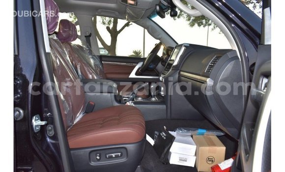 Buy Import Toyota Land Cruiser Black Car in Import - Dubai in Arusha Buy Import Toyota Land Cruiser Black Car in Import - Dubai in Arusha