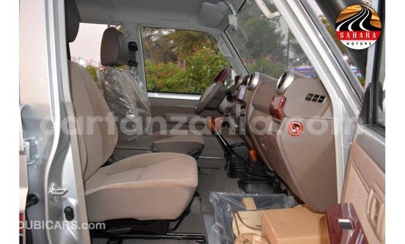Buy Import Toyota Land Cruiser Other Car in Import - Dubai in Arusha Buy Import Toyota Land Cruiser Other Car in Import - Dubai in Arusha