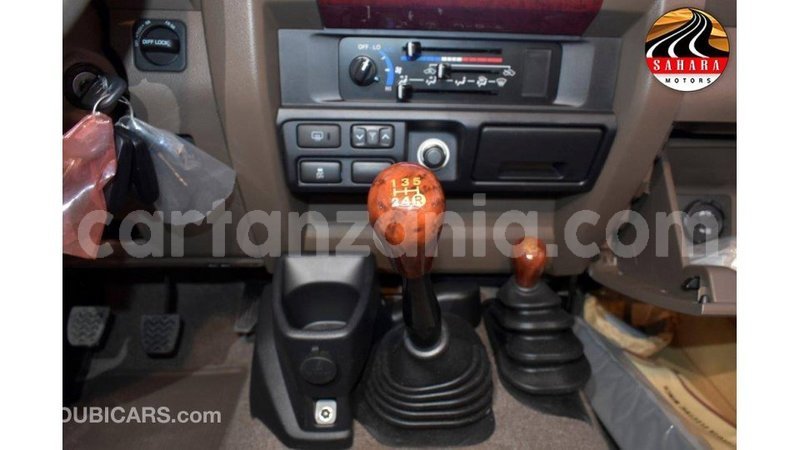 Big with watermark toyota land cruiser arusha import dubai 7865