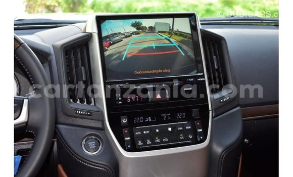 Nunua Imported Toyota Land Cruiser Nyeusi Gari ndani ya Import - Dubai nchini Arusha Nunua Imported Toyota Land Cruiser Nyeusi Gari ndani ya Import - Dubai nchini Arusha