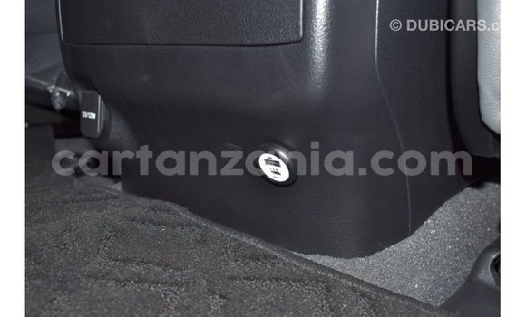 Nunua Imported Toyota Land Cruiser Nyeusi Gari ndani ya Import - Dubai nchini Arusha Nunua Imported Toyota Land Cruiser Nyeusi Gari ndani ya Import - Dubai nchini Arusha