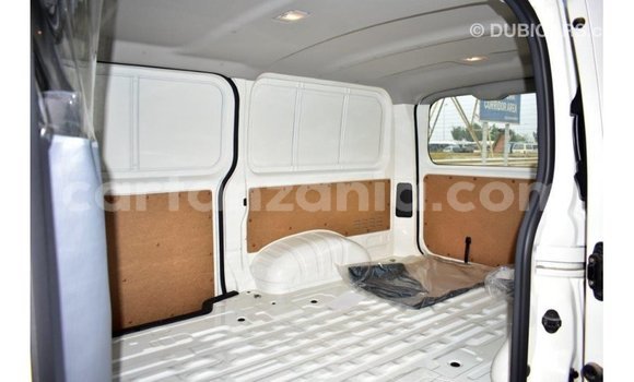 Buy Import Toyota Hiace White Car in Import - Dubai in Arusha Buy Import Toyota Hiace White Car in Import - Dubai in Arusha