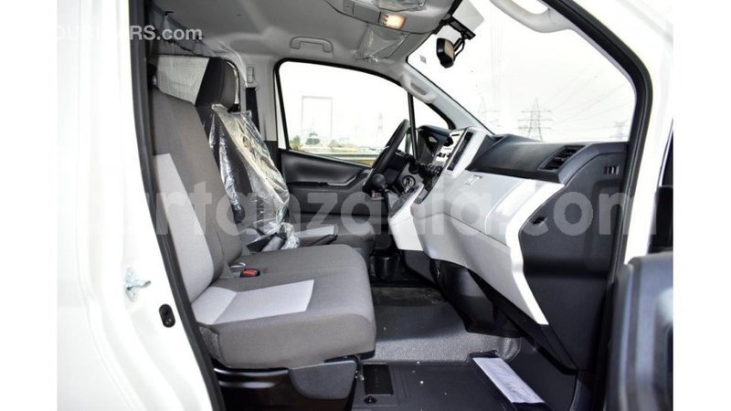 Big with watermark toyota hiace arusha import dubai 7870