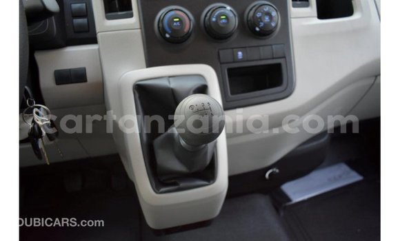 Buy Import Toyota Hiace White Car in Import - Dubai in Arusha Buy Import Toyota Hiace White Car in Import - Dubai in Arusha