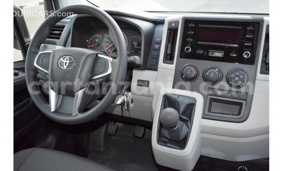 Buy Import Toyota Hiace White Car in Import - Dubai in Arusha Buy Import Toyota Hiace White Car in Import - Dubai in Arusha