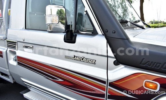 Buy Import Toyota Land Cruiser Other Car in Import - Dubai in Arusha Buy Import Toyota Land Cruiser Other Car in Import - Dubai in Arusha