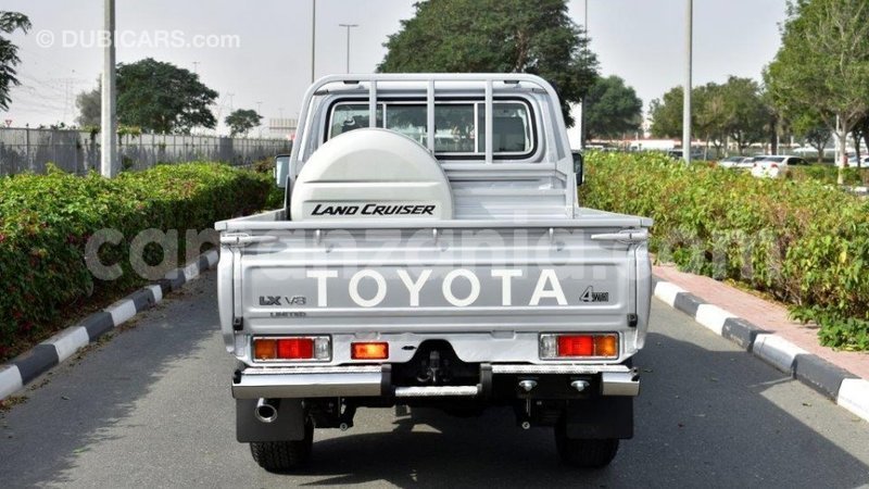 Big with watermark toyota land cruiser arusha import dubai 7871