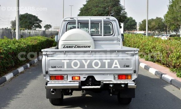 Buy Import Toyota Land Cruiser Other Car in Import - Dubai in Arusha Buy Import Toyota Land Cruiser Other Car in Import - Dubai in Arusha