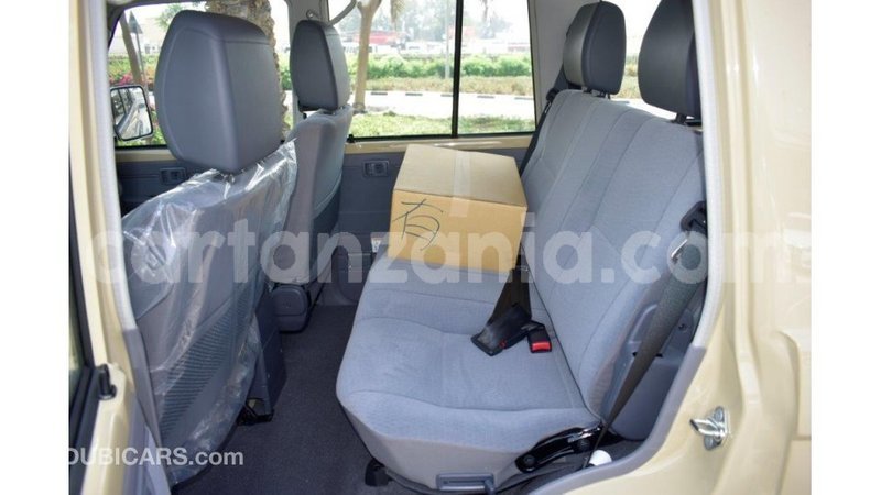 Big with watermark toyota land cruiser arusha import dubai 7872