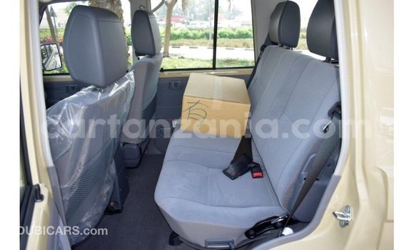 Buy Import Toyota Land Cruiser Beige Car in Import - Dubai in Arusha Buy Import Toyota Land Cruiser Beige Car in Import - Dubai in Arusha