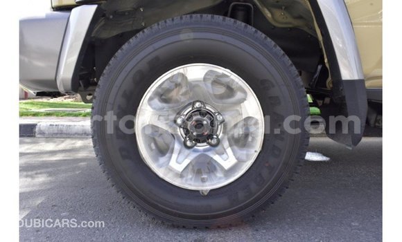Buy Import Toyota Land Cruiser Beige Car in Import - Dubai in Arusha Buy Import Toyota Land Cruiser Beige Car in Import - Dubai in Arusha