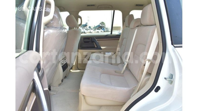 Big with watermark toyota land cruiser arusha import dubai 7873