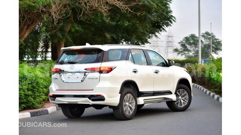 Big with watermark toyota fortuner arusha import dubai 7874