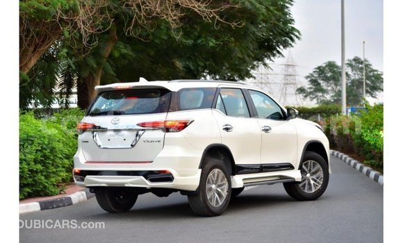 Buy Import Toyota Fortuner White Car in Import - Dubai in Arusha Buy Import Toyota Fortuner White Car in Import - Dubai in Arusha