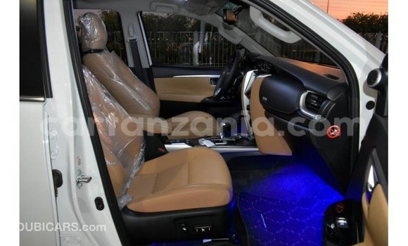 Buy Import Toyota Fortuner White Car in Import - Dubai in Arusha Buy Import Toyota Fortuner White Car in Import - Dubai in Arusha