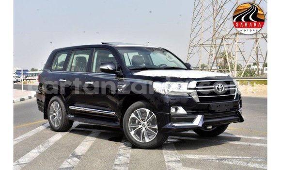 Nunua Imported Toyota Land Cruiser Nyeusi Gari ndani ya Import - Dubai nchini Arusha Nunua Imported Toyota Land Cruiser Nyeusi Gari ndani ya Import - Dubai nchini Arusha