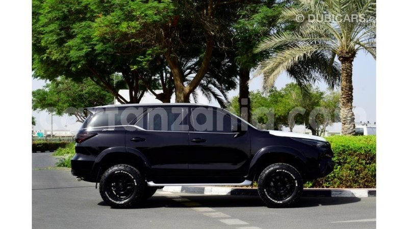 Big with watermark toyota fortuner arusha import dubai 7876