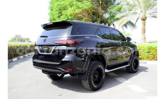 Buy Import Toyota Fortuner Black Car in Import - Dubai in Arusha Buy Import Toyota Fortuner Black Car in Import - Dubai in Arusha