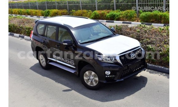 Nunua Imported Toyota Prado Nyeusi Gari ndani ya Import - Dubai nchini Arusha Nunua Imported Toyota Prado Nyeusi Gari ndani ya Import - Dubai nchini Arusha