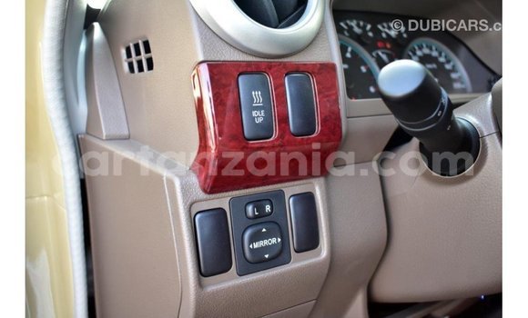 Buy Import Toyota Land Cruiser Beige Car in Import - Dubai in Arusha Buy Import Toyota Land Cruiser Beige Car in Import - Dubai in Arusha