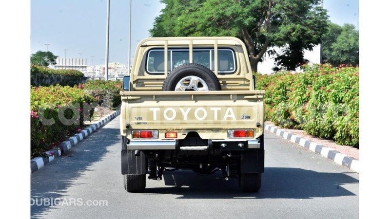 Big with watermark toyota land cruiser arusha import dubai 7879