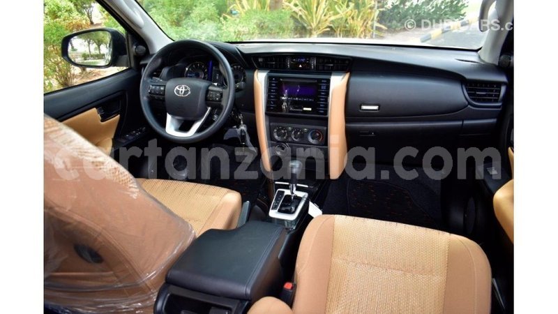 Big with watermark toyota fortuner arusha import dubai 7887