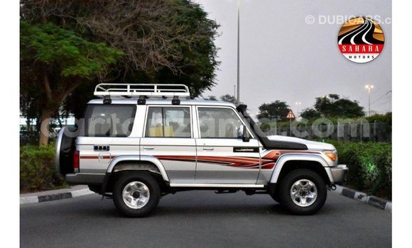Nunua Imported Toyota Land Cruiser Nyingine Gari ndani ya Import - Dubai nchini Arusha Nunua Imported Toyota Land Cruiser Nyingine Gari ndani ya Import - Dubai nchini Arusha