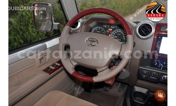 Nunua Imported Toyota Land Cruiser Nyingine Gari ndani ya Import - Dubai nchini Arusha Nunua Imported Toyota Land Cruiser Nyingine Gari ndani ya Import - Dubai nchini Arusha