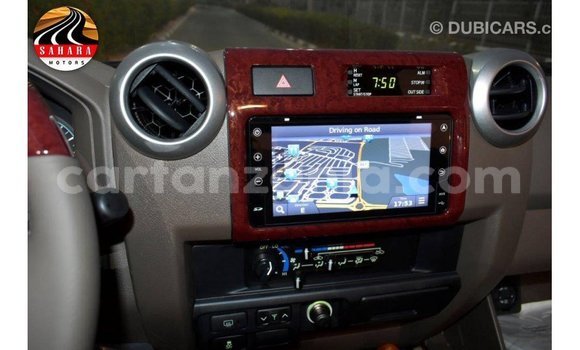 Nunua Imported Toyota Land Cruiser Nyingine Gari ndani ya Import - Dubai nchini Arusha Nunua Imported Toyota Land Cruiser Nyingine Gari ndani ya Import - Dubai nchini Arusha