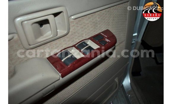 Nunua Imported Toyota Land Cruiser Nyingine Gari ndani ya Import - Dubai nchini Arusha Nunua Imported Toyota Land Cruiser Nyingine Gari ndani ya Import - Dubai nchini Arusha