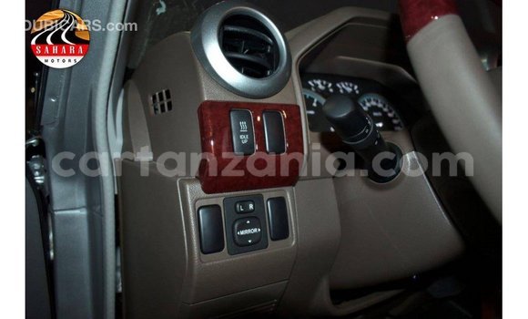 Nunua Imported Toyota Land Cruiser Nyingine Gari ndani ya Import - Dubai nchini Arusha Nunua Imported Toyota Land Cruiser Nyingine Gari ndani ya Import - Dubai nchini Arusha