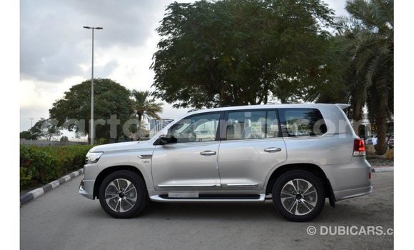 Buy Import Toyota Land Cruiser Other Car in Import - Dubai in Arusha Buy Import Toyota Land Cruiser Other Car in Import - Dubai in Arusha