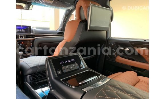 Nunua Imported Lexus LX Nyeupe Gari ndani ya Import - Dubai nchini Arusha Nunua Imported Lexus LX Nyeupe Gari ndani ya Import - Dubai nchini Arusha