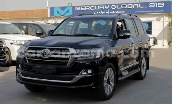 Nunua Imported Toyota Land Cruiser Nyeusi Gari ndani ya Import - Dubai nchini Arusha Nunua Imported Toyota Land Cruiser Nyeusi Gari ndani ya Import - Dubai nchini Arusha
