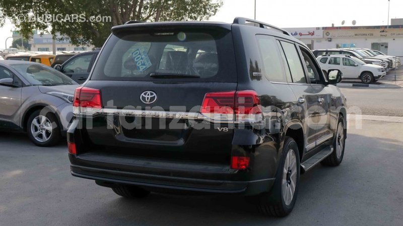 Big with watermark toyota land cruiser arusha import dubai 7892