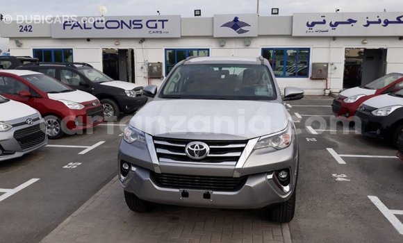 Buy Import Toyota Fortuner Other Car in Import - Dubai in Arusha Buy Import Toyota Fortuner Other Car in Import - Dubai in Arusha