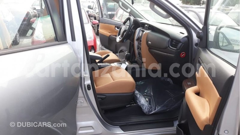 Big with watermark toyota fortuner arusha import dubai 7895