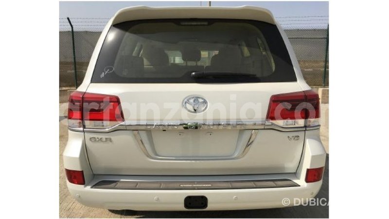 Big with watermark toyota land cruiser arusha import dubai 7897