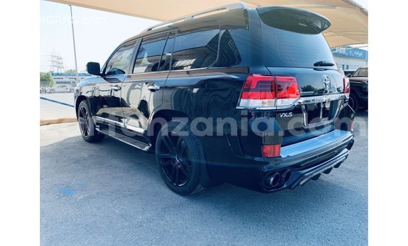 Nunua Imported Toyota Land Cruiser Nyeusi Gari ndani ya Import - Dubai nchini Arusha Nunua Imported Toyota Land Cruiser Nyeusi Gari ndani ya Import - Dubai nchini Arusha